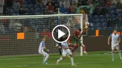 La chilena de Cristiano Ronaldo impedida por Gonçalo Ramos.