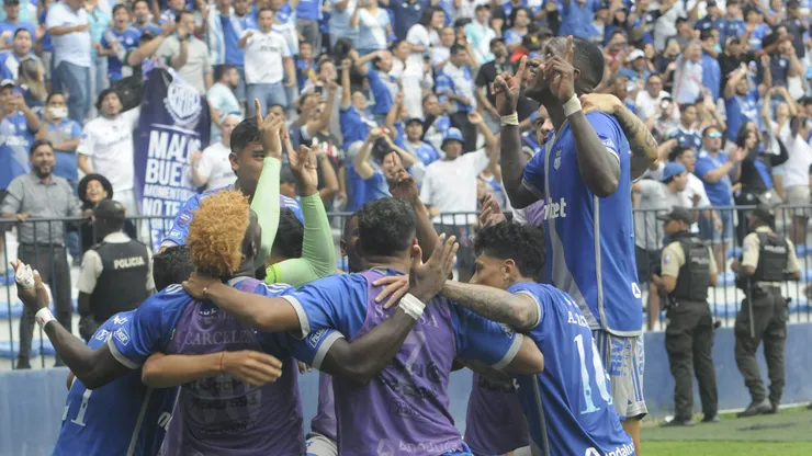 Emelec alcanzó un acuerdo con Mauro Quiroga