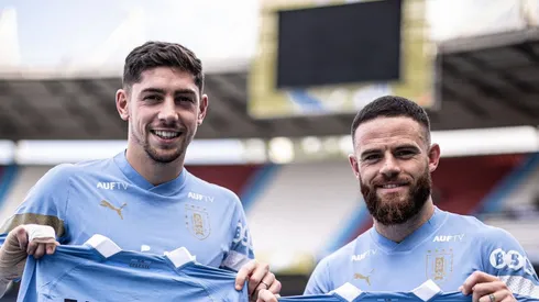 Valverde y Nández, dos de los nuevos referentes de Uruguay.