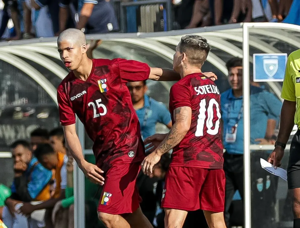 Debut de David Martínez con la Selección de Venezuela absoluta (Twitter Oficial Monagas)