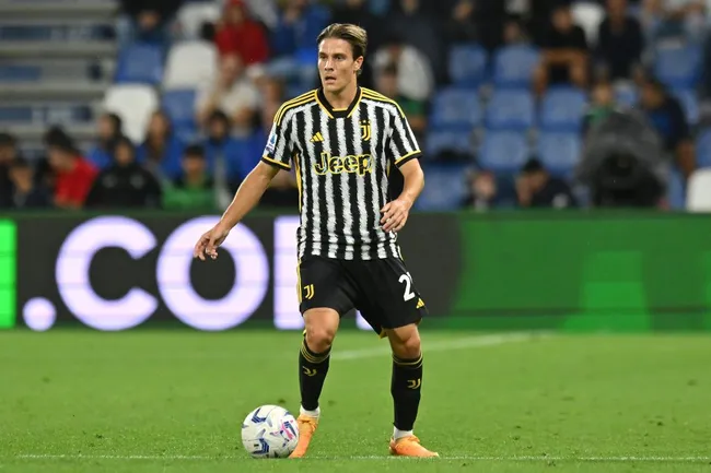 Nicolò Fagioli en el encuentro entre Juventus y Sassuolo por la Serie A (Getty)