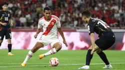 BUSAN, SOUTH KOREA - JUNE 16: Alex Valera of Peru controls the ball during the international friendly match between South Korea and Peru at Busan Asiad Stadium on June 16, 2023 in Busan, South Korea. (Photo by Chung Sung-Jun/Getty Images)
