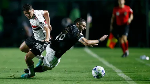 Vegetti tuvo en sus pies el gol del triunfo para Vasco
