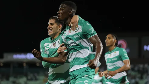 El defensor ecuatoriano volvió a anotar en México