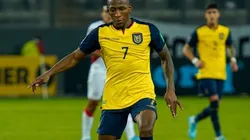 ¡Juega en LigaPro!: Este sería el reemplazo de Pervis Estupiñán en la Selección de Ecuador
