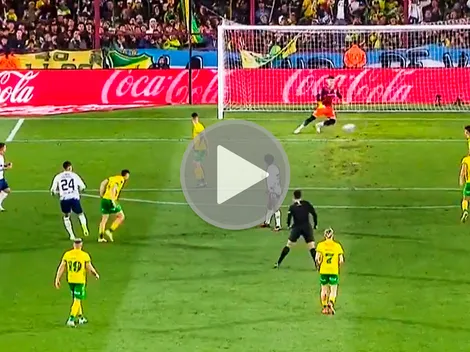 LDU vs Defensa y Justicia: Paolo Guerrero remató con calidad, pero el palo le impidió el gol | VIDEO