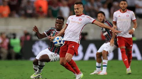 Inter de Porto Alegre y Fluminense igualaron 2 a 2 en el partido de ida.