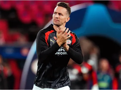 De Jong le quita el triunfo a Sevilla en los minutos finales: 1-1 en Países Bajos