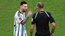 Lionel Messi habría llamado a Antonio Mateu Lahoz para pedirle disculpas por sus dichos tras el Argentina vs. Países Bajos de Qatar 2022. Getty Images.