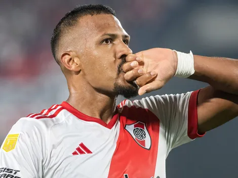 ¡Abrió el Superclásico! Salomón Rondón anotó en La Bombonera