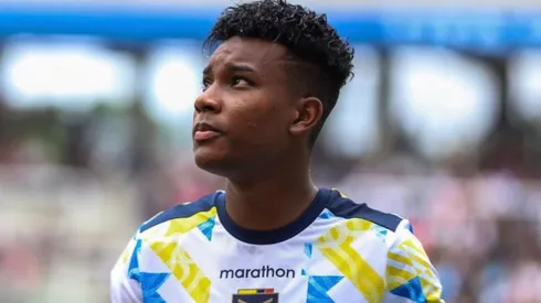 Liga de Quito venderá a Óscar Zambrano a la Premier League por esta cifra