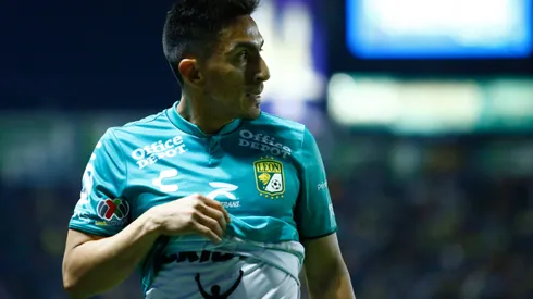 LEON, MEXICO - NOVEMBER 29: Angel Mena of Leon reacts during the quarterfinals first leg match between Leon and America as part of the Torneo Apertura 2023 Liga MX at Leon Stadium on November 29, 2023 in Leon, Mexico. (Photo by Leopoldo Smith/Getty Images)