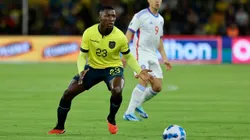 QUITO, ECUADOR - NOVEMBER 21: Moises Caicedo of Ecuador reacts during a FIFA World Cup 2026 Qualifier match between Ecuador and Chile at Estadio Rodrigo Paz Delgado on November 21, 2023 in Quito, Ecuador. (Photo by Franklin Jacome/Getty Images)