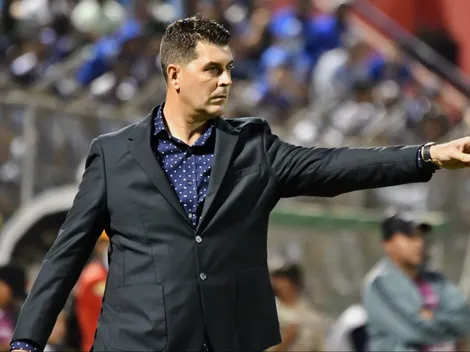 Los hinchas de Emelec "extrañan" a Ismael Resalvo