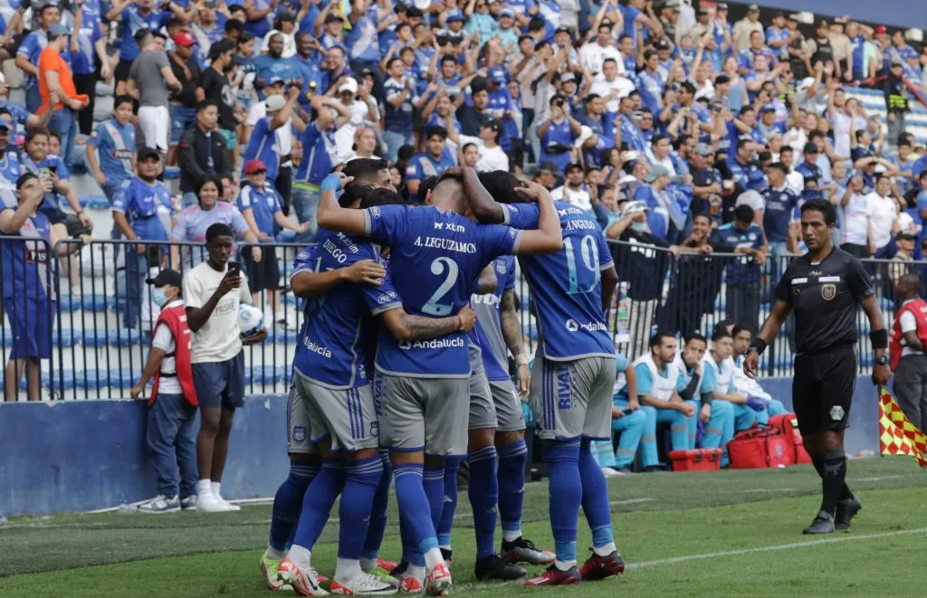 Emelec quiere varios fichajes para la temporada 2024. (Foto: API)