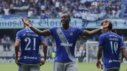 Emelec dará salida a estos jugadores a mitad de temporada.
