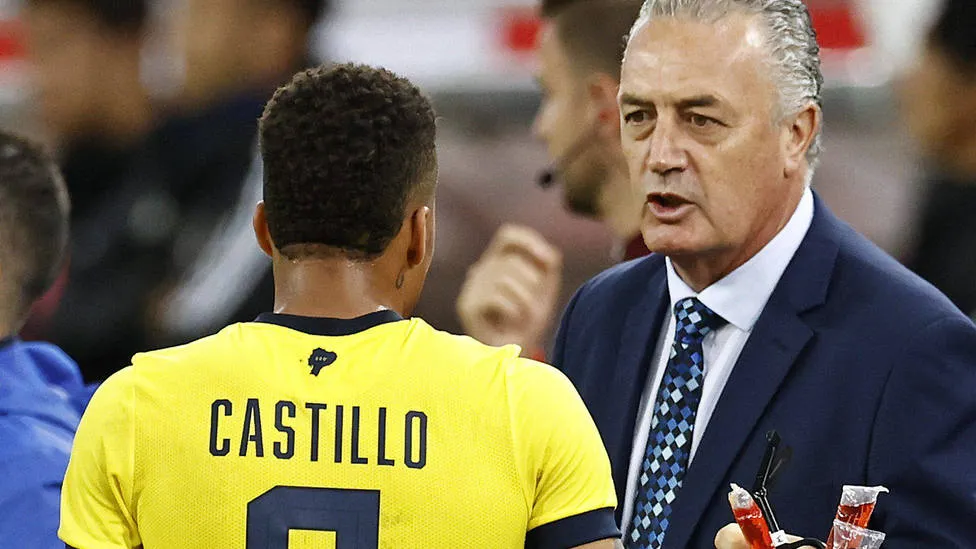 Byron Castillo fue figura de Ecuador en Eliminatorias pero se quedó fuera de Qatar 2022, uno de los motivos detrás de la salida de Gustavo Alfaro. Foto: Getty.