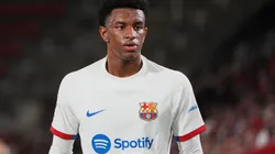 Alejandro Balde en un encuentro con Barcelona.