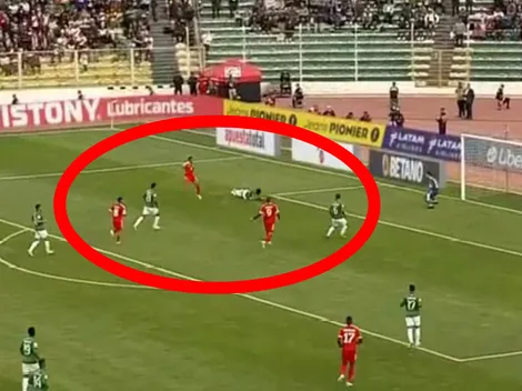 ¿Paolo Guerrero se queja después de que Reyna prefiera hacer una jugada personal? (VIDEO)