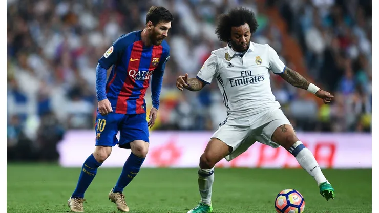 Marcelo y Lionel Messi en un Real Madrid vs. Barcelona.