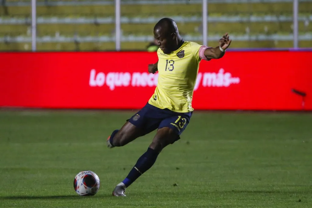 La baja de Enner Valencia abre un lugar muy importante en el once de Ecuador. (Foto: GettyImages)