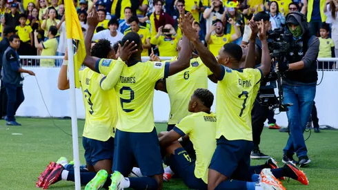 QUITO, ECUADOR - SEPTEMBER 12: Felix Torres of Ecuador celebrates with teammates after scoring the team's first goal during a FIFA World Cup 2026 Qualifier match between Ecuador and Uruguay at Estadio Rodrigo Paz Delgado on September 12, 2023 in Quito, Ecuador. (Photo by Franklin Jacome/Getty Images)