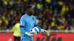 QUITO, ECUADOR - OCTOBER 17: Moises Ramirez of Ecuador with the ball during a FIFA World Cup 2026 Qualifier match between Ecuador and Colombia at Rodrigo Paz Delgado Stadium on October 17, 2023 in Quito, Ecuador. (Photo by Franklin Jacome/Getty Images)
