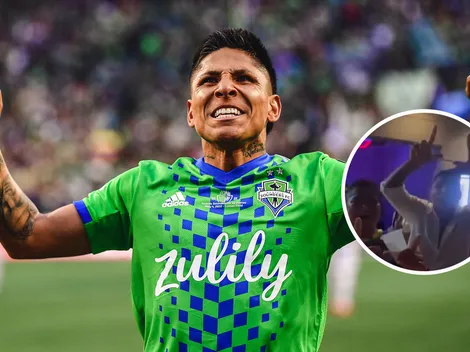 Raúl Ruidíaz alienta a la "U" e hinchas se ilusionan con su regreso para el Centenario