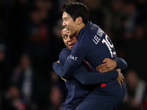 Un lujo sin balón de Kylian Mbappé abrió el triunfo de PSG líder