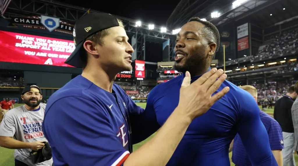 Corey Seager y Aroldis Champan en la Serie Mundial 2023. (Foto: Getty Images)