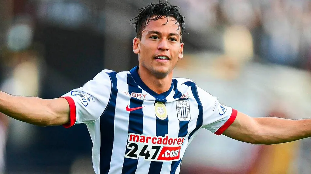 Benavente festejando un gol con Alianza. (Foto: Alianza Lima Prensa)