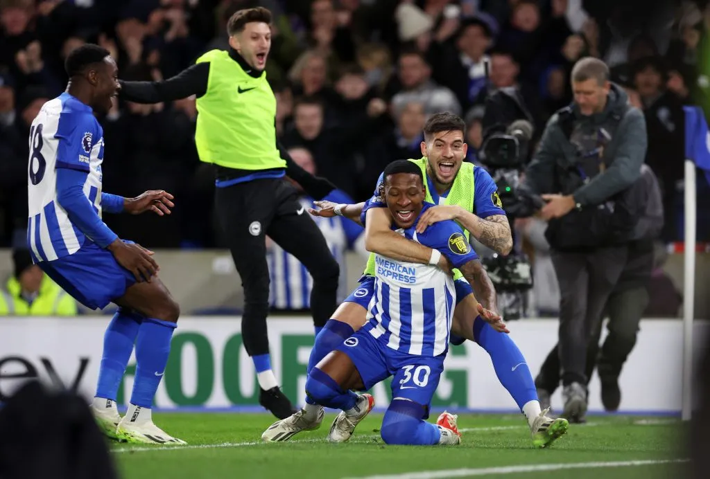 Pervis Estupiñan no jugaba con el Brighton en la Premier League desde el pasado 30 de septiembre. (Foto: GettyImages)