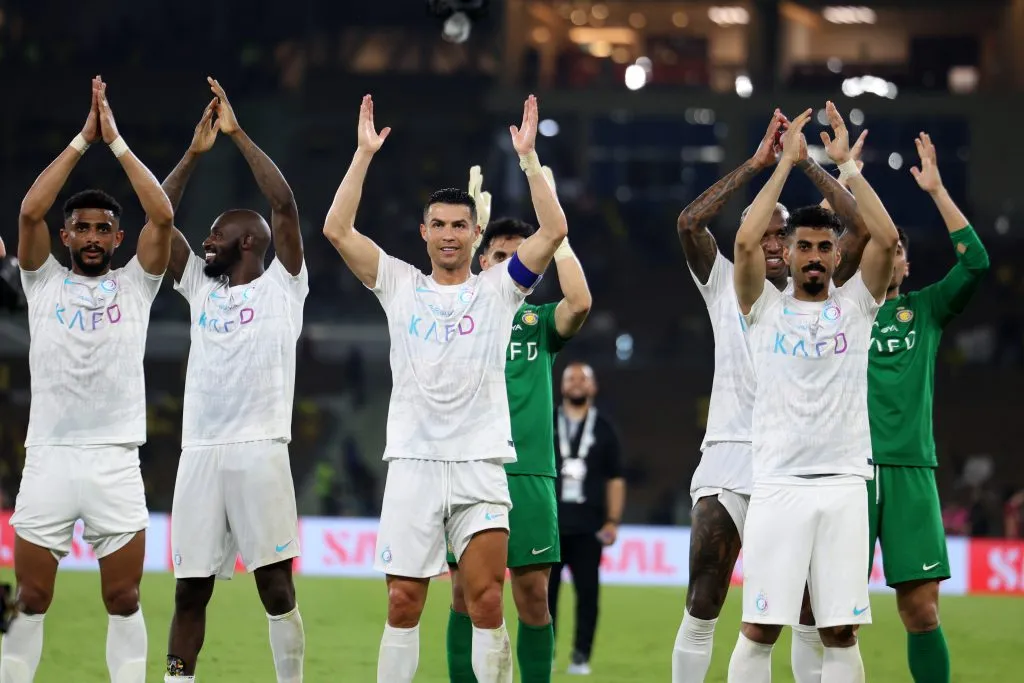La celebración de los futbolistas del Al Nassr tras el 5 a 2 al Al Ittihad. Getty Images.
