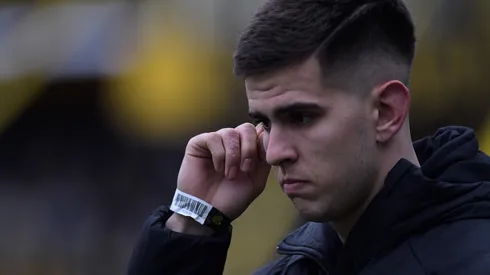 Randall Rodríguez arquero de Peñarol, apartado del equipo