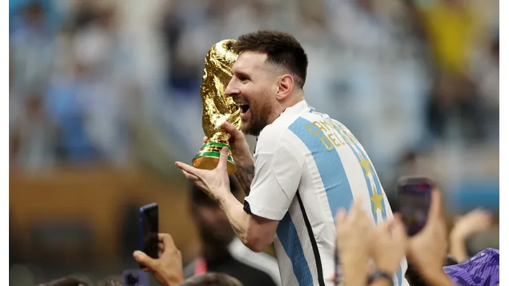 Lionel Messi y sus festejos en Lusail tras conseguir la Copa del Mundo.