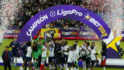 Quito 17 de diciembre 2023. Final del campeonato nacional de Fútbol LigaPro Bet593. Liga recibe a Independiente en el estadio Rodrigo Paz Delgado. API / Daniel Molineros