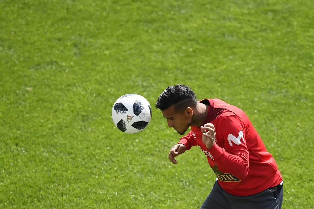 Miguel Trauco en uno de los entrenamientos junto a la Selección Peruana. (Foto: Getty).