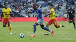 El lateral pareciera no querer seguir en Emelec