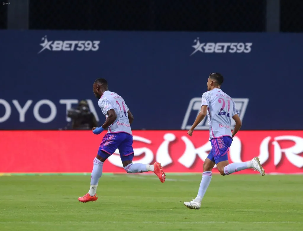 Aníbal Chalá llegó a Emelec a mitad de 2023 y rápidamente se ganó un lugar en el lateral por izquierda. (Foto: API)