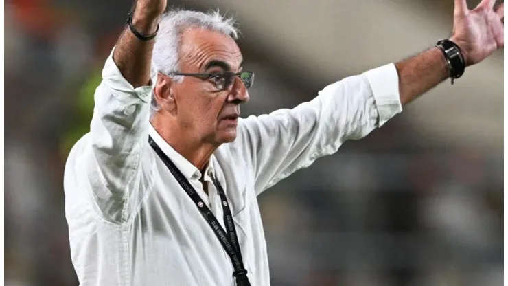 Jorge Fossati ya tendría su reemplazo en Universitario de Deportes
