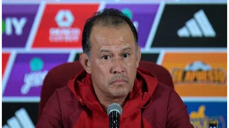 ¿Por qué Juan Reynoso no podía ser despedido de la Selección Peruana?