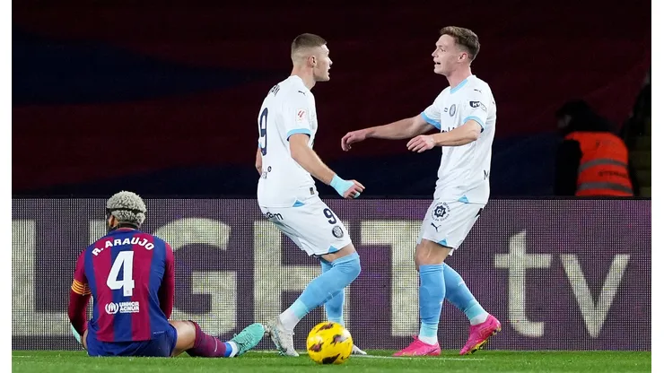 Primer gol de Girona en su victoria ante Barcelona.
