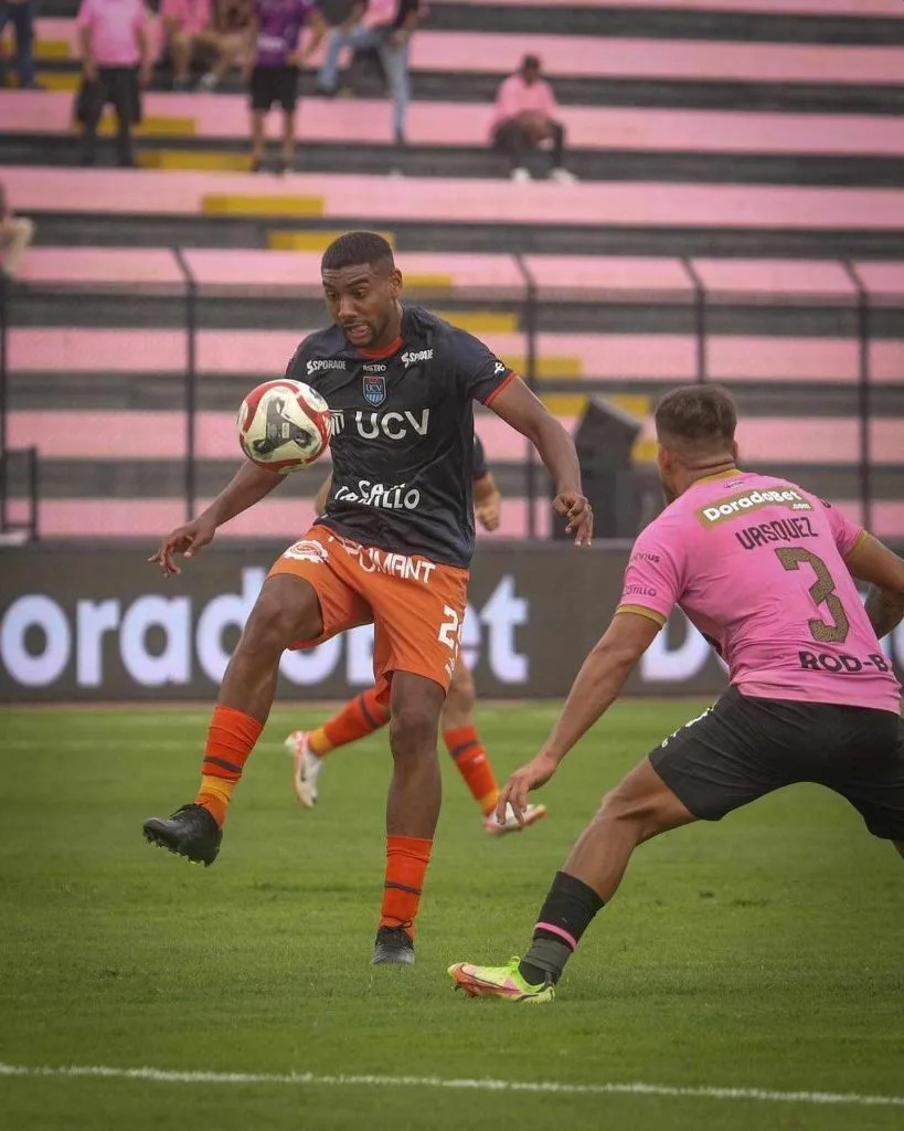 Fuentes jugando para César Vallejo. (Foto: Universidad César Vallejo Prensa)