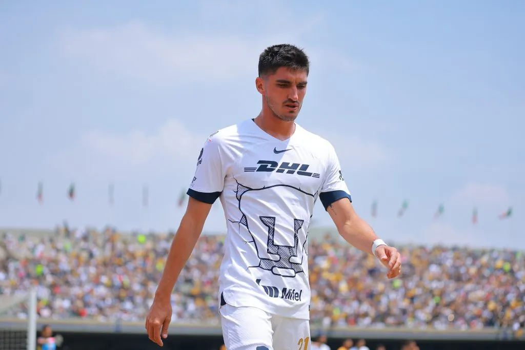 Gustavo Del Prete en un partido entre Pumas de la UNAM y Atlético San Luis. Foto: Getty.