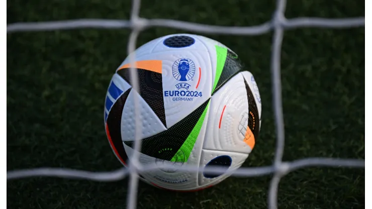 FUSSBALLLIEBE, el balón de la Eurocopa 2024.