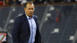 Juan Reynoso suena para regresar a dirigir a México