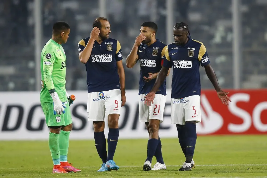 Alianza Lima después de una derrota en Copa Libertadores. (Foto: Getty).