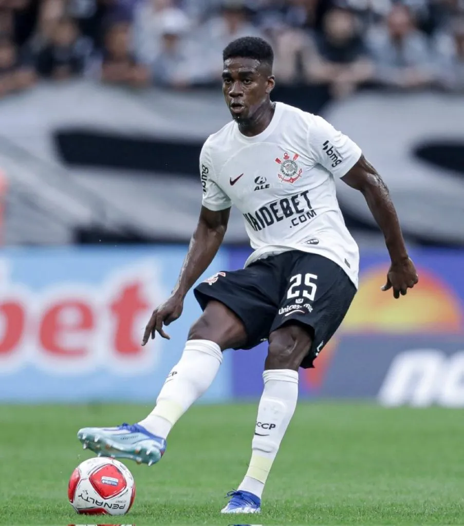 Félix Torres ya pudo sumar minutos con la camiseta del Corinthians. (Foto: @Corinthians)