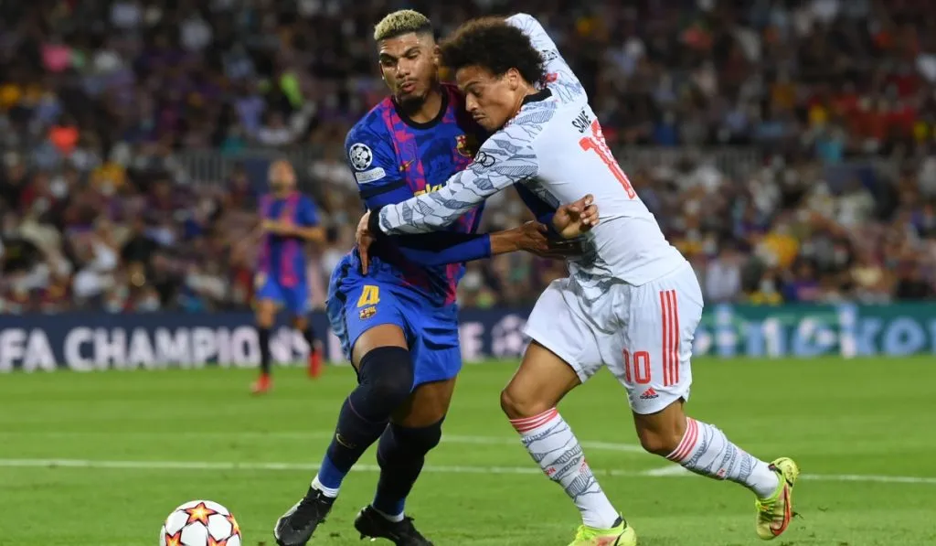 Ronald Araújo en uno de los últimos Barcelona vs. Bayern Múnich: Getty Images