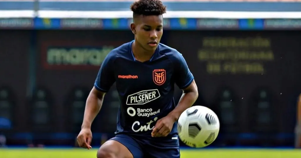 Óscar Zambrano también ha sido convocado a la Selección de Ecuador mayor en los últimos meses. (Foto: @LaTri)